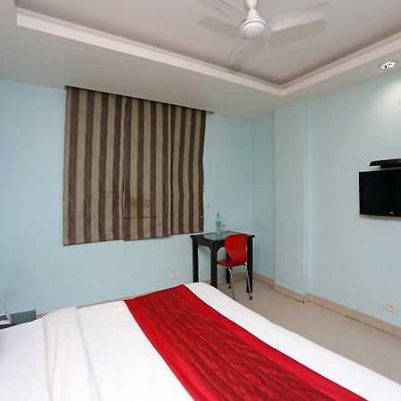 Oyo 6596 Hotel Flight Path New Delhi Extérieur photo