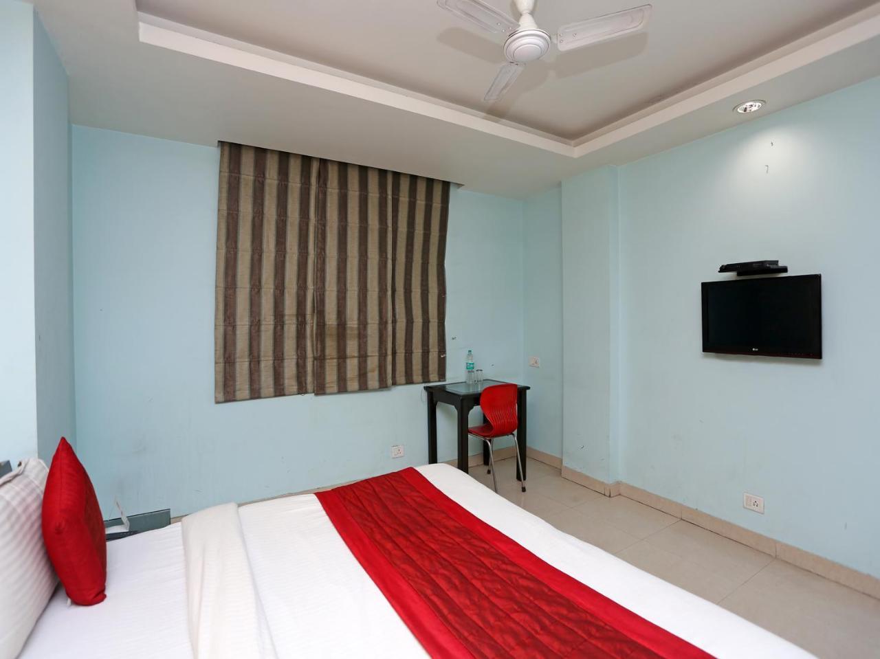 Oyo 6596 Hotel Flight Path New Delhi Extérieur photo