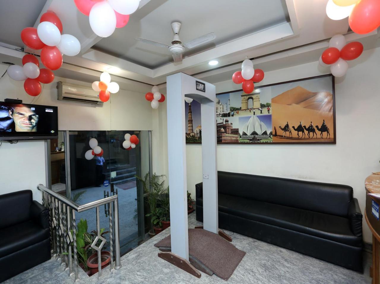 Oyo 6596 Hotel Flight Path New Delhi Extérieur photo
